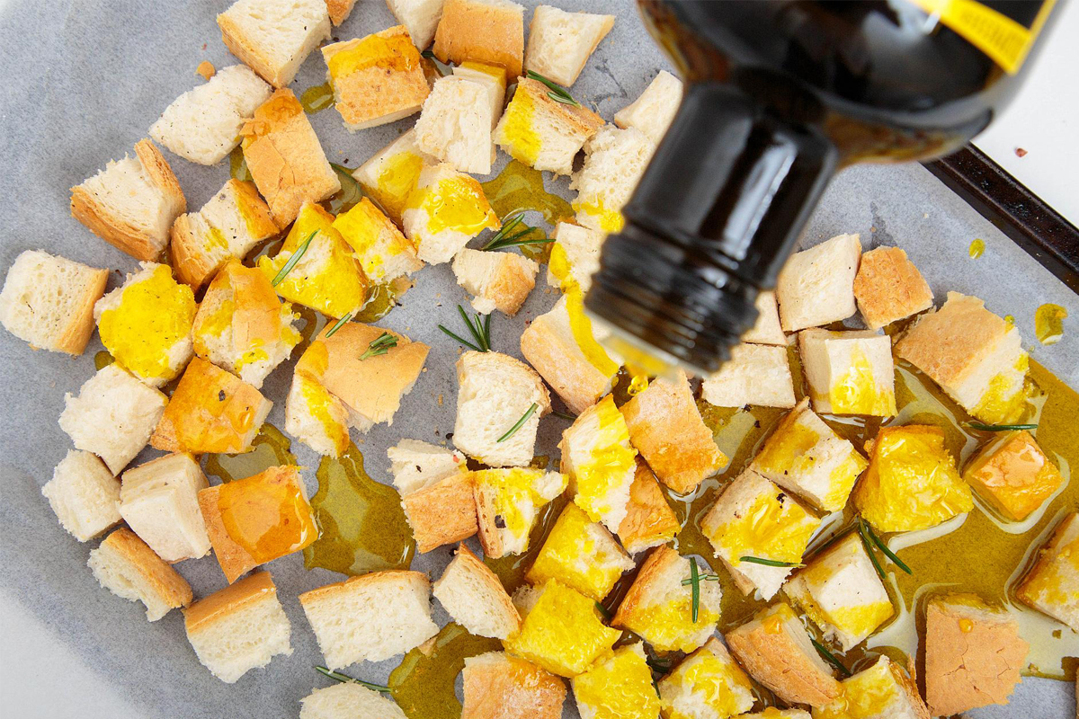 golden-croutons