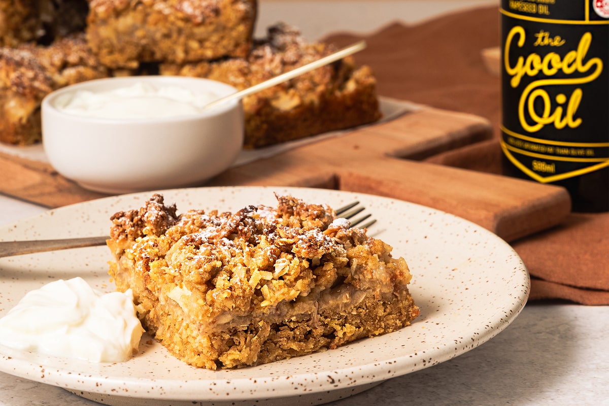 feijoa-crumble-baking